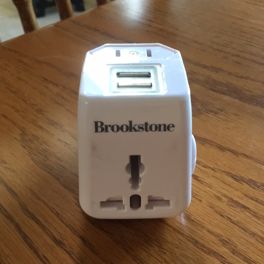 3/$25 Universal Power Adapter Plugs - Picture 2 of 4
